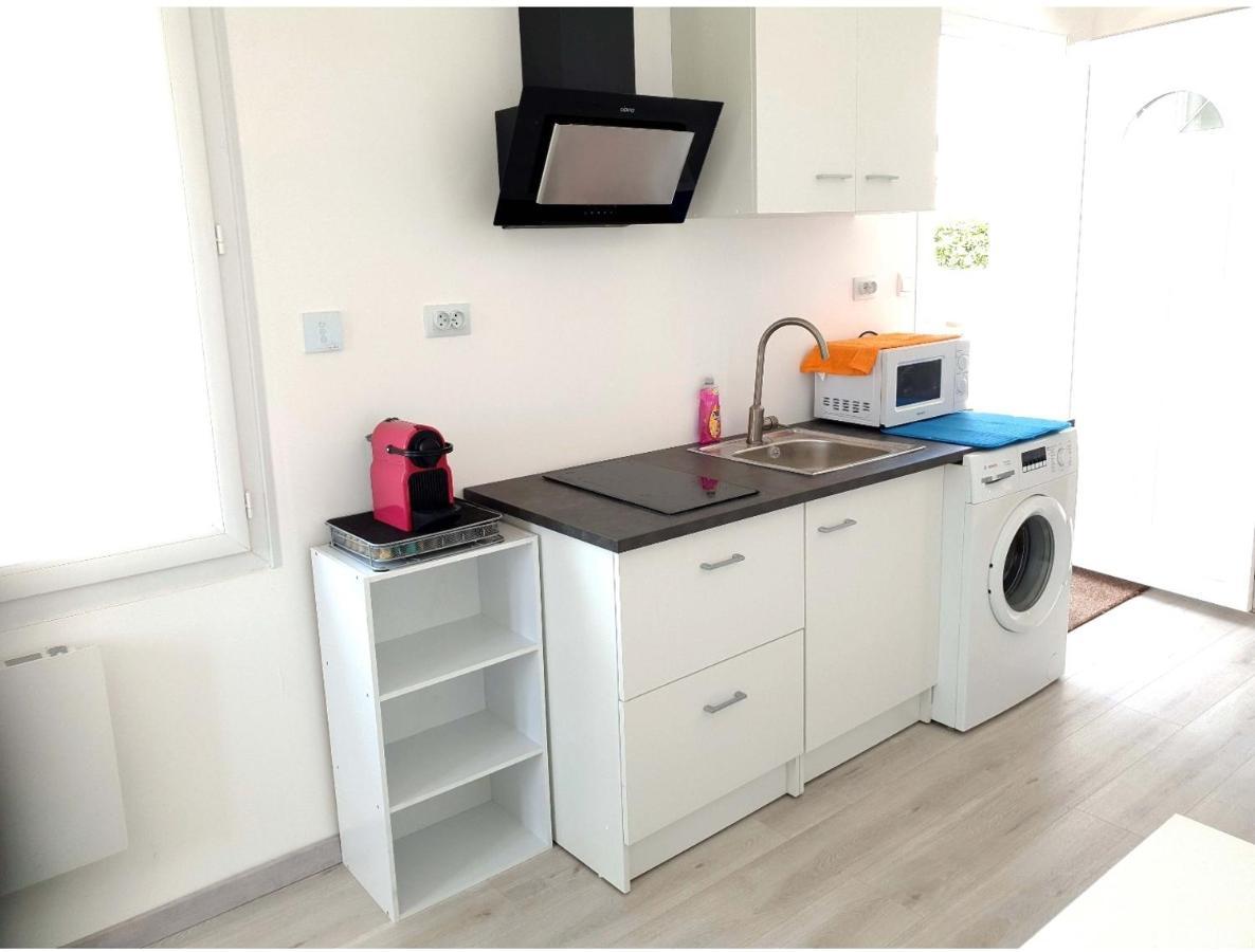 Beau Logement Avec Terrasse, Jacuzzi Et Terrain De Petanque Privatif A 5 Minutes De La Plage Audenge Exterior foto